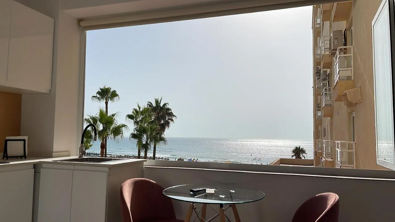 Torremolinos,Estudio Junto Al Mar En La Carihuela Apartment